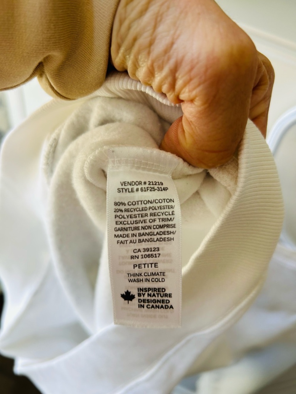 Northern Traditions Cream Sweatshirt with Embroidered Botanical Detail - Picture 7 of 9